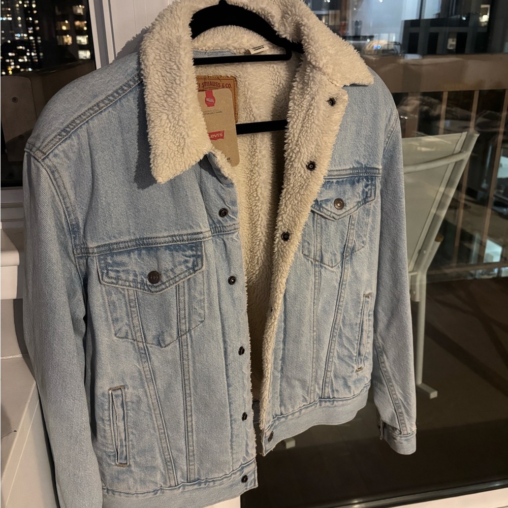 NWT Levi's Blue Denim Jacket with Sherpa Lining